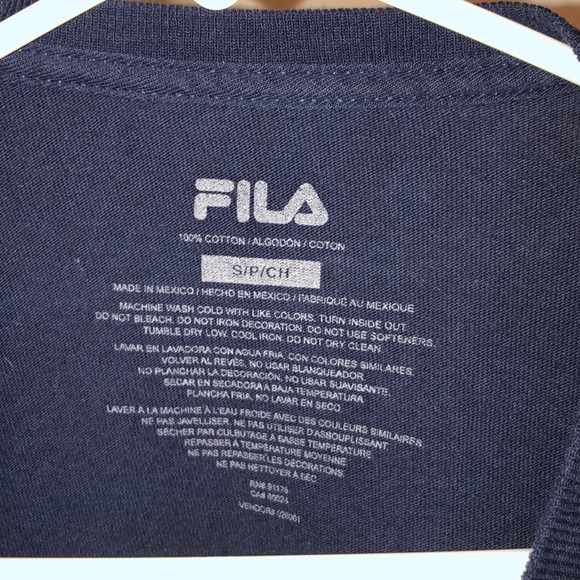 FILA shirt - Picture 2 of 2